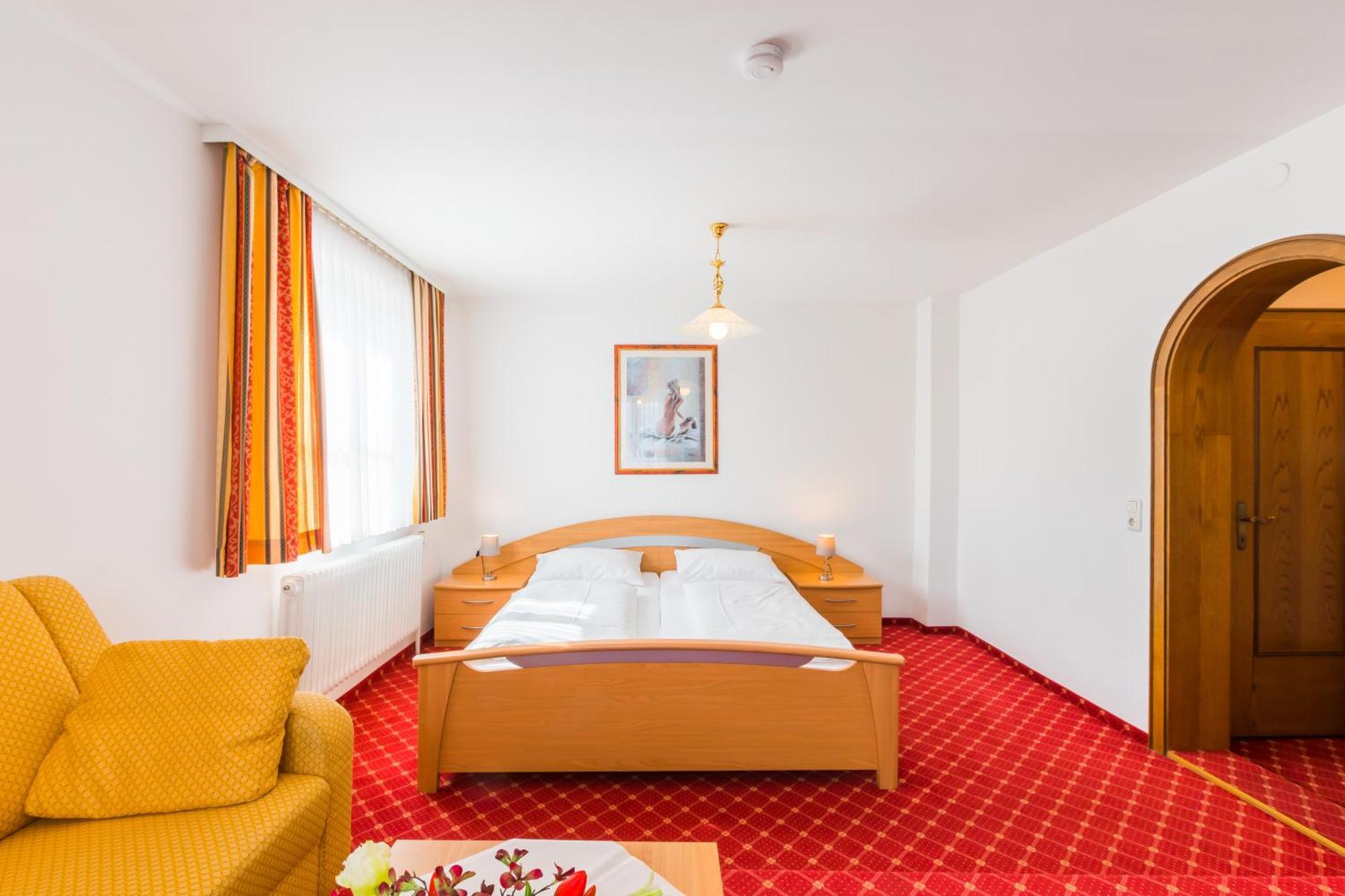 Berghamer's Gasthof Hotel Neukirchen am Walde Exterior foto